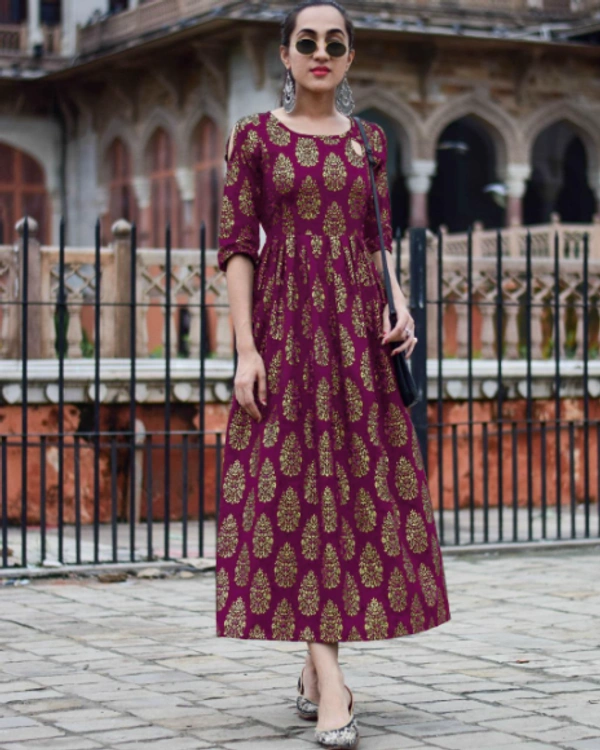 IYON GOLD PRINT
